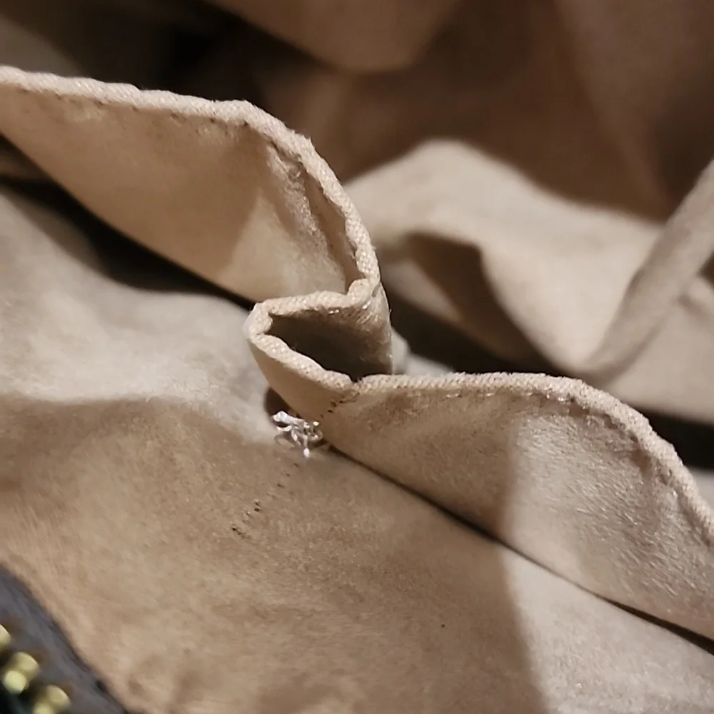 Ainifeel Croc Embossed Crossbody Bag - Picture 10 of 16